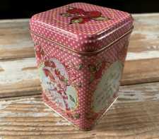 Vintage Strawberry Shortcake Candle Tin Jasco 1981 Wicks-N-Tins Hong Kong Love Isnt Love Used 10pct