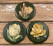 Vintage Miniature Floral Wall Plaques Round Wood Set of 3 Flowers