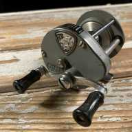 Similar Item 1 - Vintage Pflueger Fishing Reel Supreme 512 Made in USA 1960s-1970s