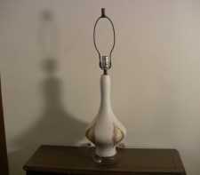 Vintage Mid Century Pottery Ceramic Table Lamp 60s Genie Bottle White Peach 2of2 